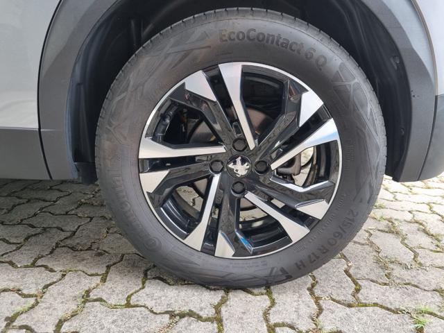 PEUGEOT 2008 motore elettrico 136 CV Allure