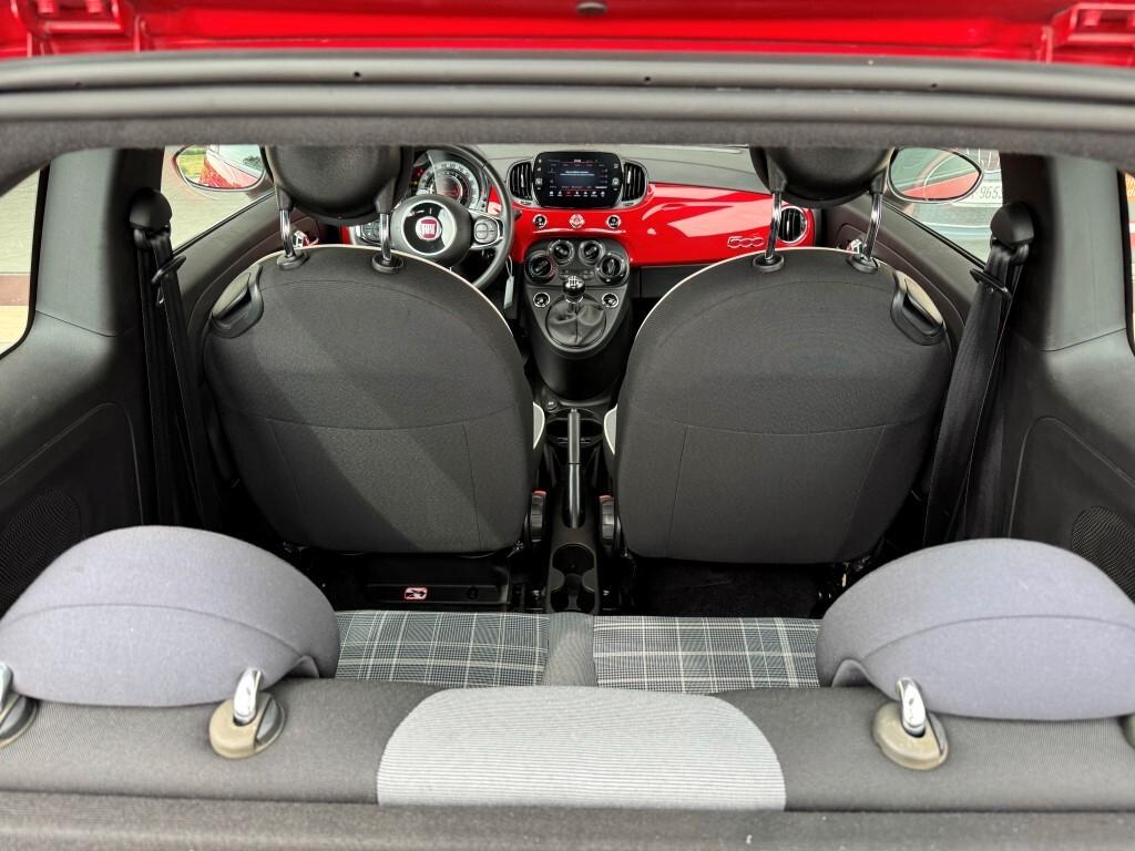 Fiat 500 1.0 Hybrid Lounge 70cv