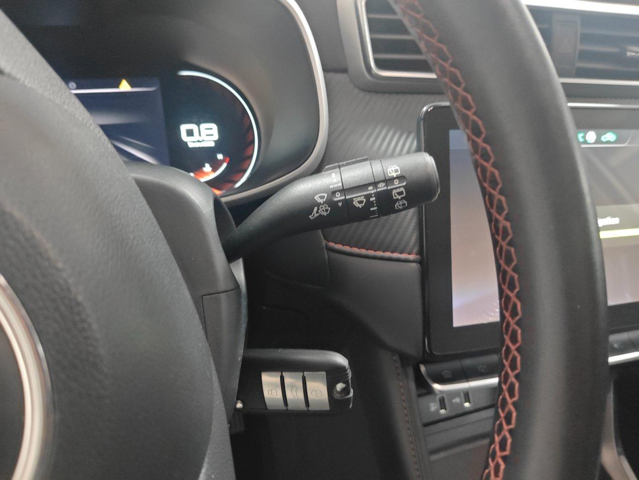Mg ZS 1.5 Luxury GPL