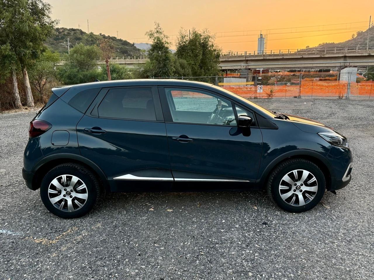 RENAULT CAPTUR 8V 90 CV SPORT EDITION