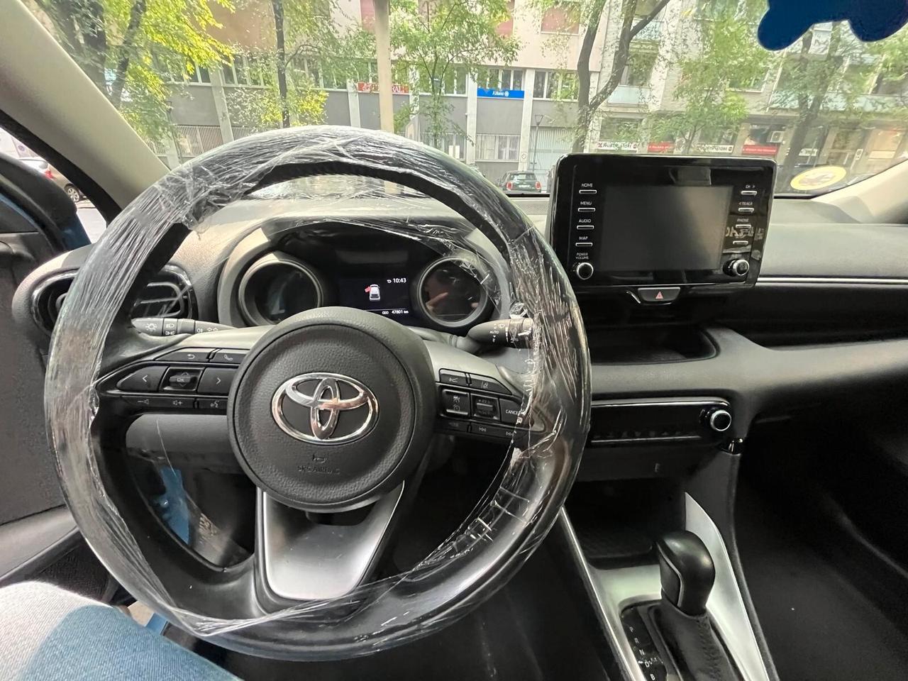 Toyota Yaris 1.5 Hybrid 5 porte Business