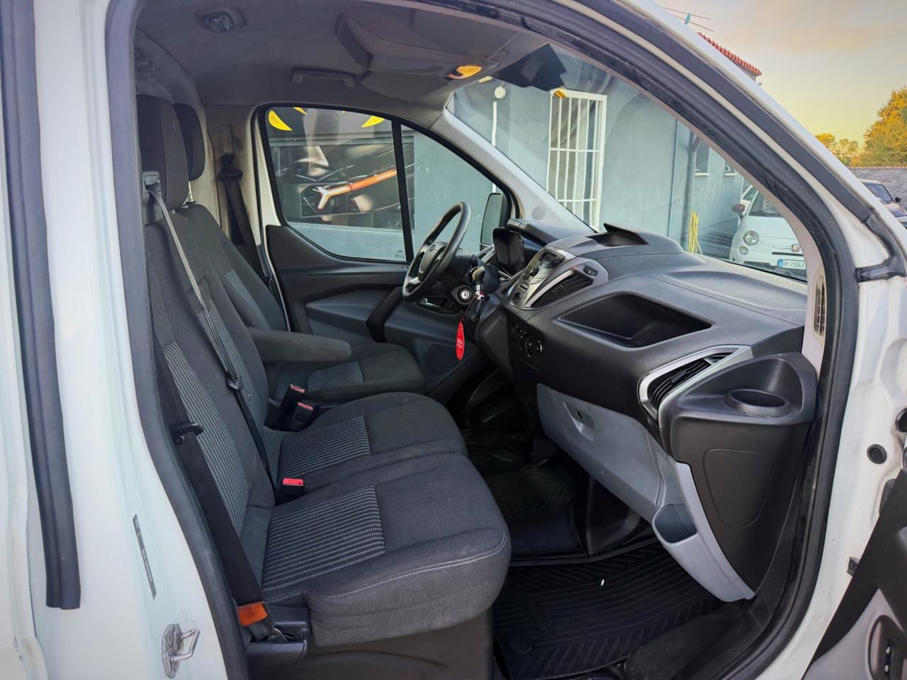 Ford Transit Custom 310 2.0 TDCi 130 PL Furgone Trend