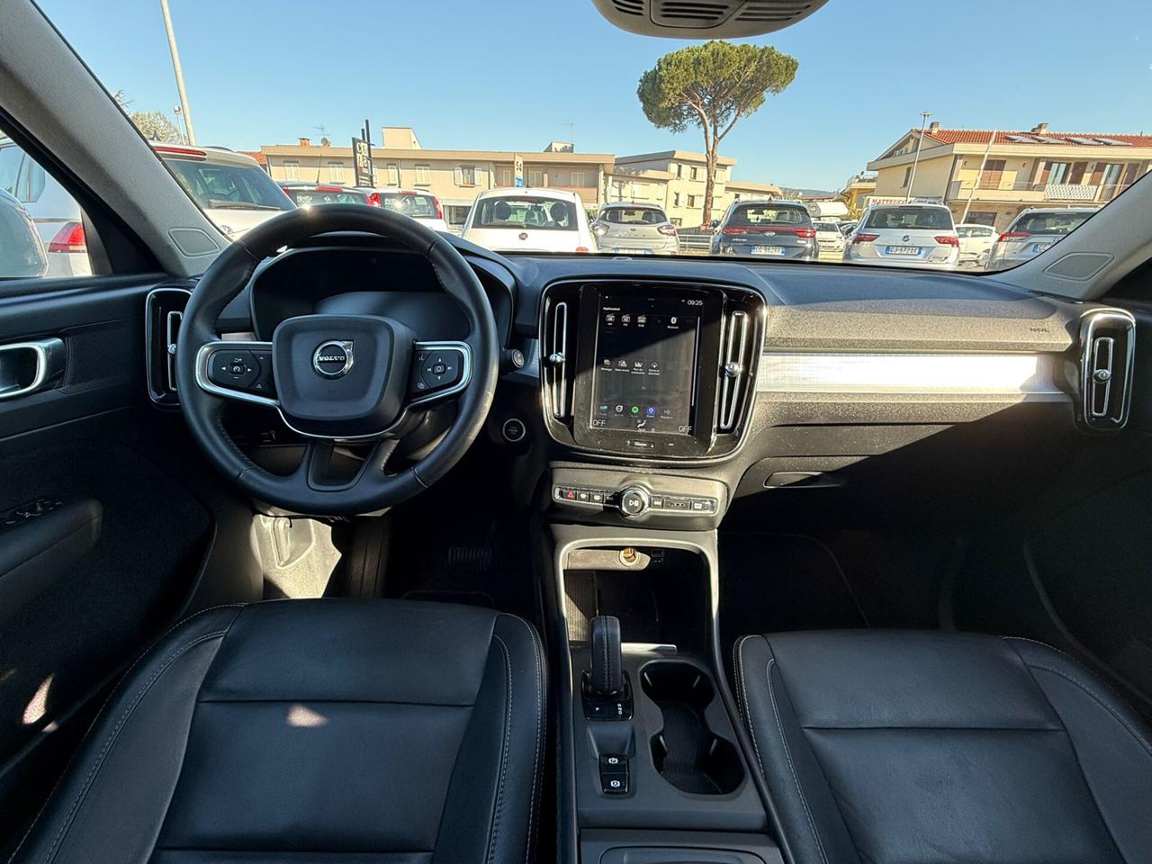 Volvo XC40 2.0 diesel -auto-4x4-D3 AWD Geartronic Momentum *PREZZO REALE*