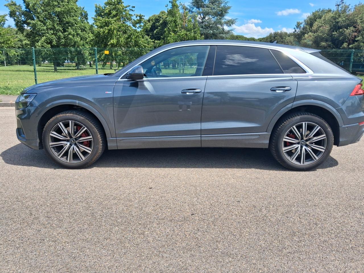 Audi Q8 50 TDI 286 CV quattro tiptronic Sport