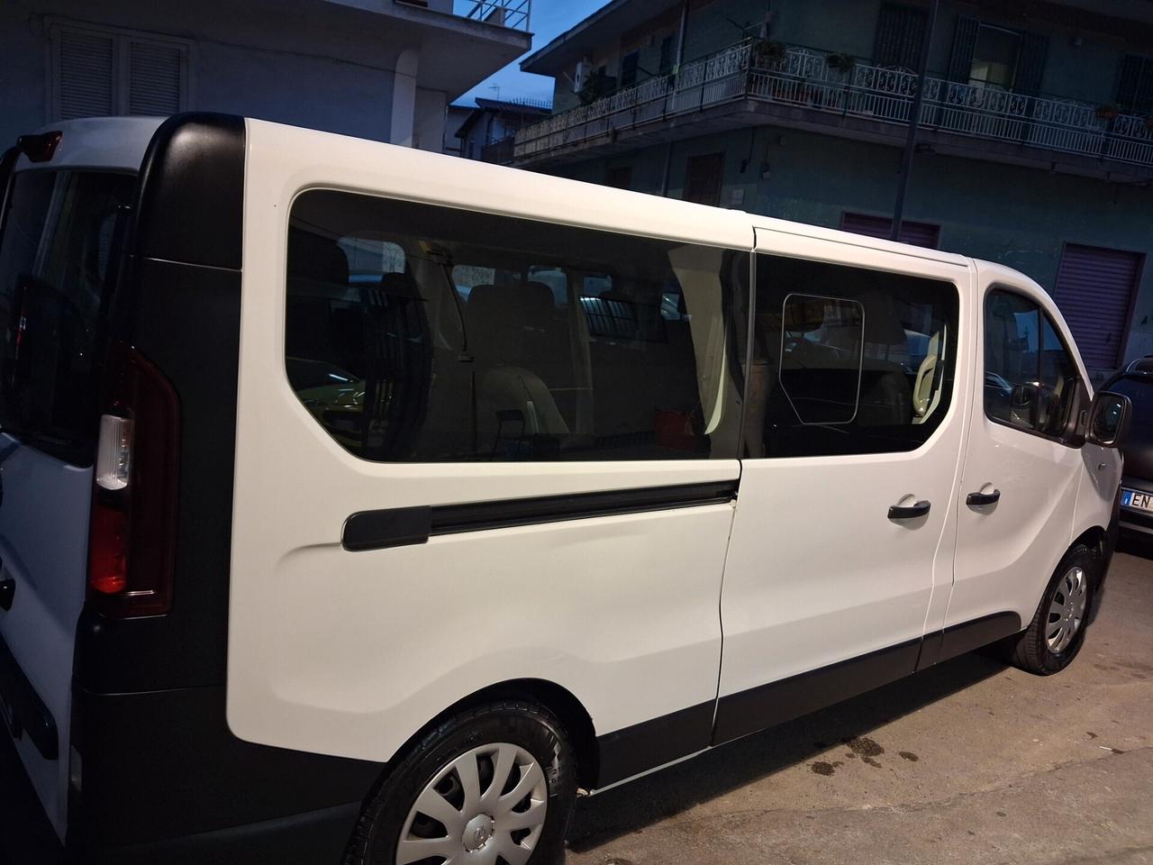 Opel Vivaro 29 1.6 CDTI 120CV 9 posti 2019 Gancio