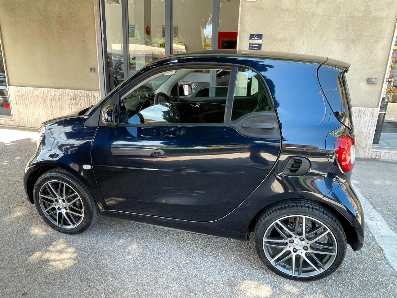Smart ForTwo EQ cabrio BRABUS Style