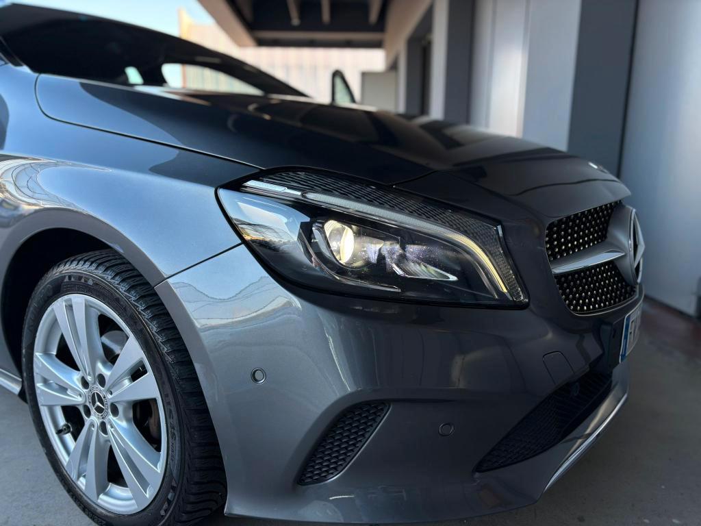 Mercedes-Benz A180 d Sport auto