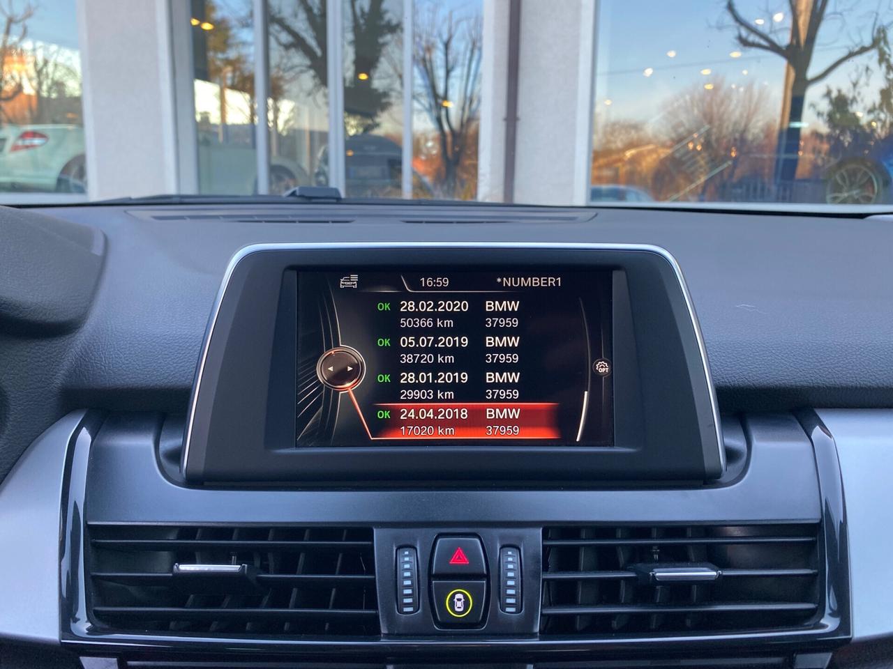 Bmw 2er Active Tourer 218d Advantage