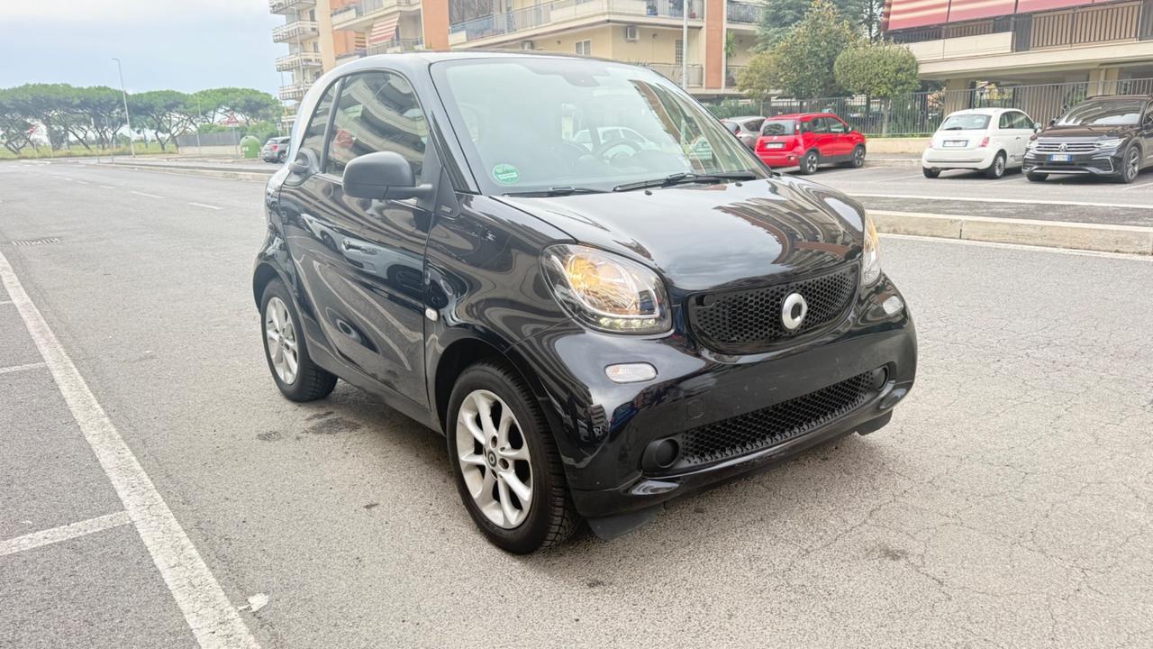 Smart ForTwo 70 1.0 Passion LED PDC BLUETOOTH CERCHI 15
