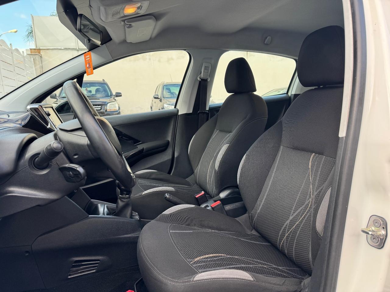 Peugeot 208 1.2 BENZINA 82CV Active 11/2013