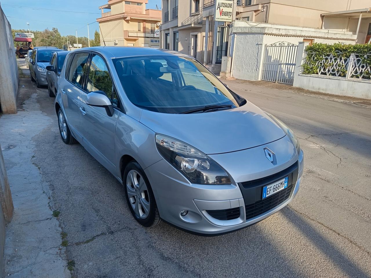 Renault Scenic X-Mod 1.5 dCi 110CV