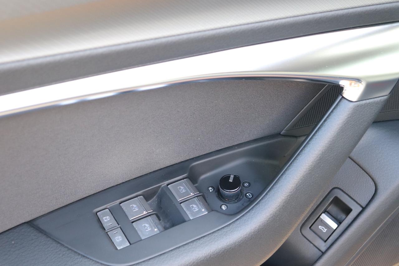 Audi A6 Avant 40 2.0 TDI quattro ultra S tronic Business Design