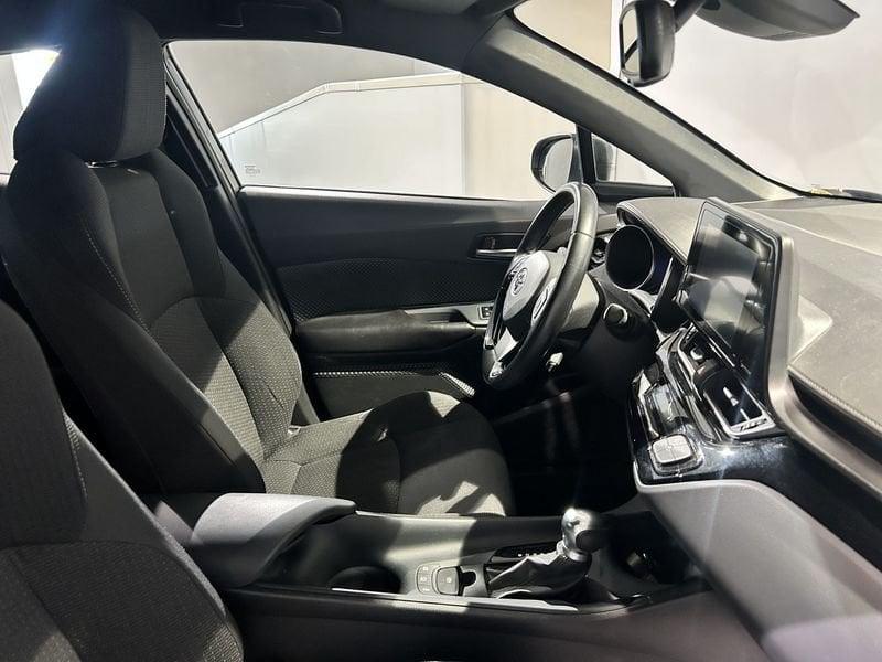 Toyota C-HR C-HR 1.8 Hybrid E-CVT Active AREA C FREE + NAVIGATORE
