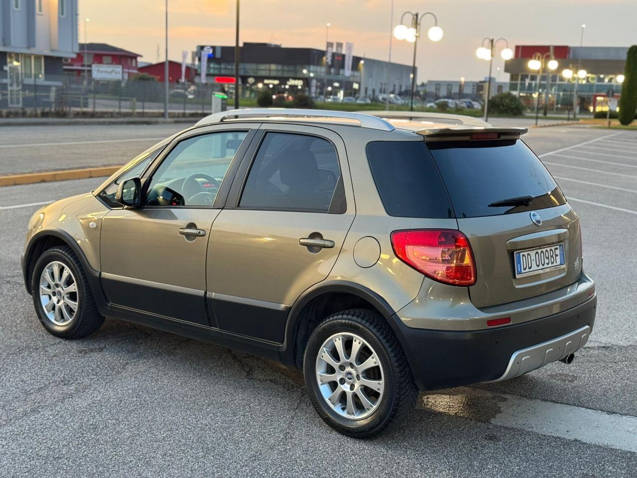 Fiat Sedici 1.9 MJT 4x4 6 Marce