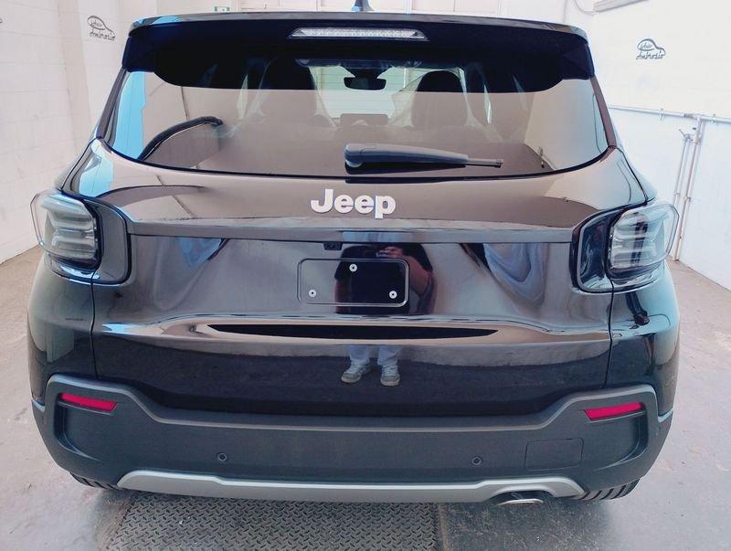 Jeep Avenger Avenger 1.2 Turbo 100 CV MHEV Summit Tua da 293,00 al mese