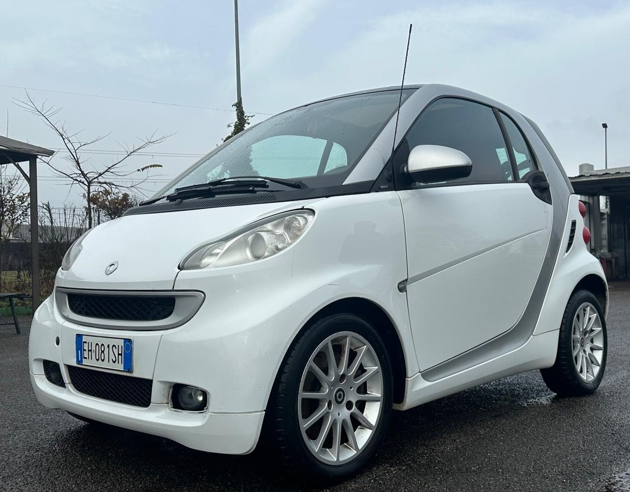 Smart ForTwo 1000 52 kW coupé pure