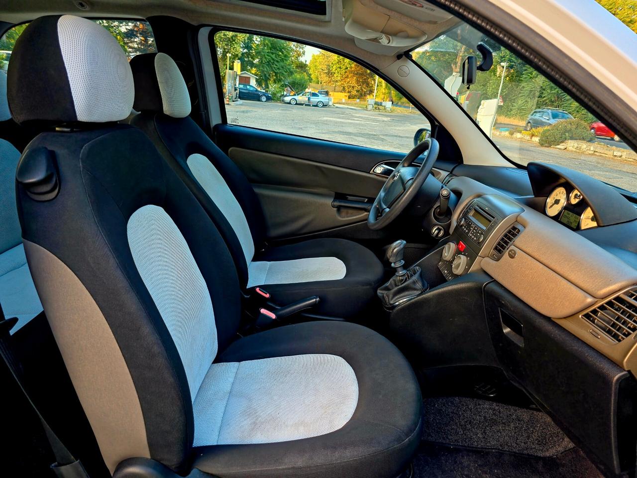 Lancia Ypsilon 1.2 16V Platino 2005-E4 Manuale NEO