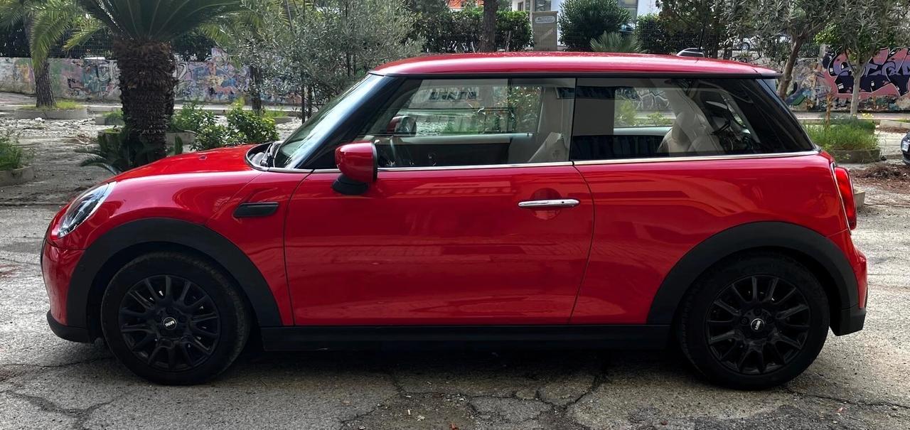 Mini 1.5 Cooper Resolute edition uff ITA