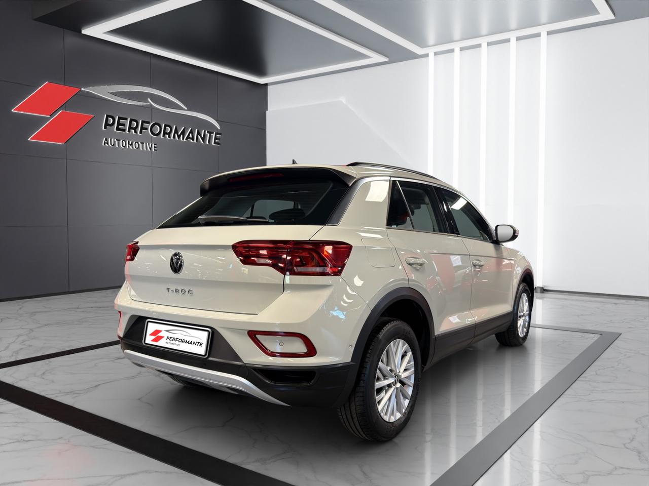 Volkswagen T-Roc 1.0 tsi Life 110cv