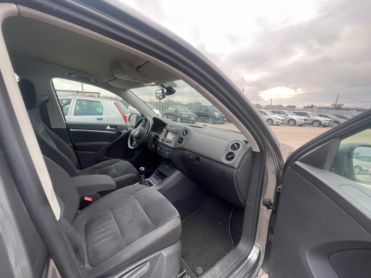 VOLKSWAGEN TIGUAN 2.0 TDI 140CV FULL NAVI MY14