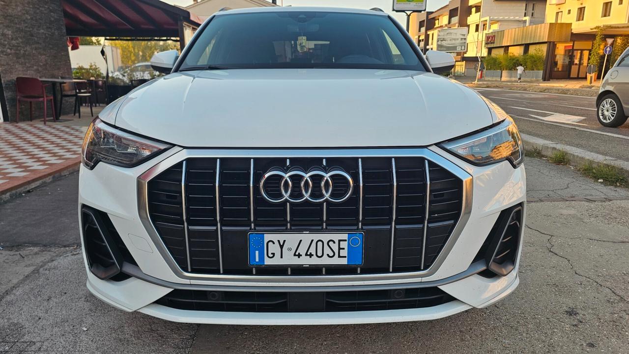Audi Q3 35 TDI S tronic line edition