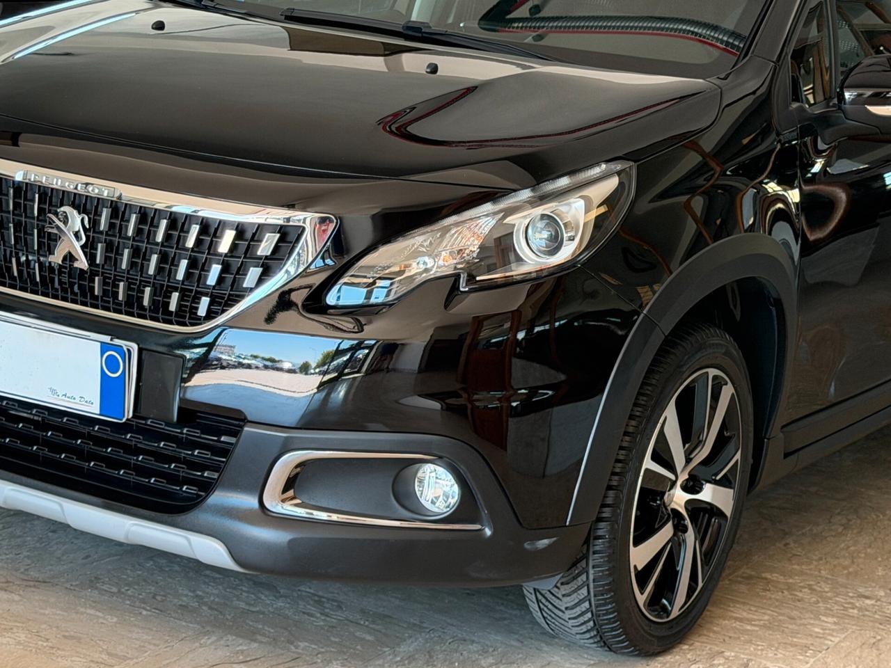 Peugeot 2008 1.6 BLUEHDI 100 cv. ALLURE