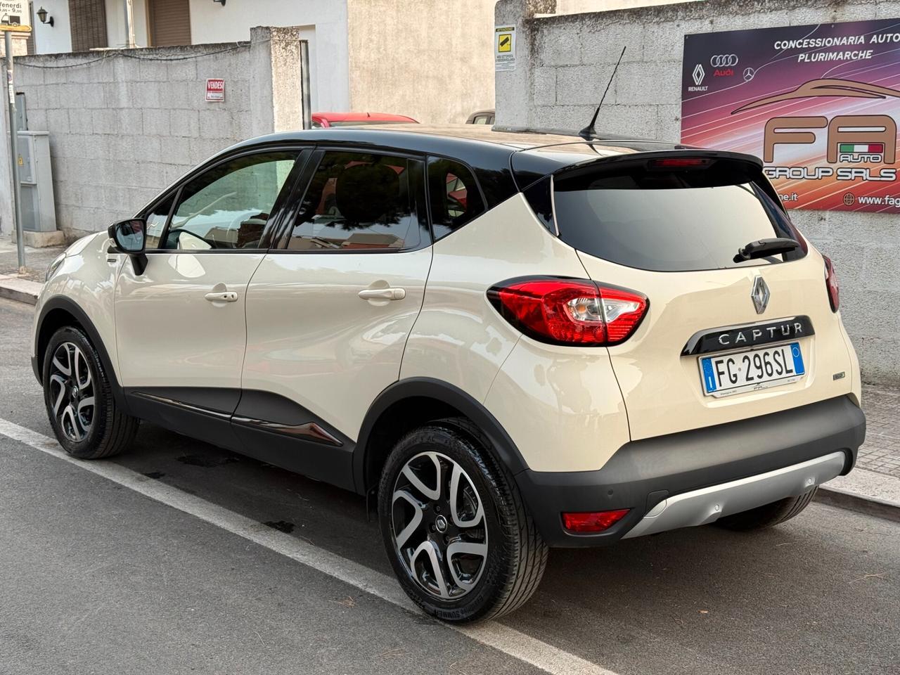 Renault Captur 1.5 dCi Hypnotic *KM 79.000 - 2017