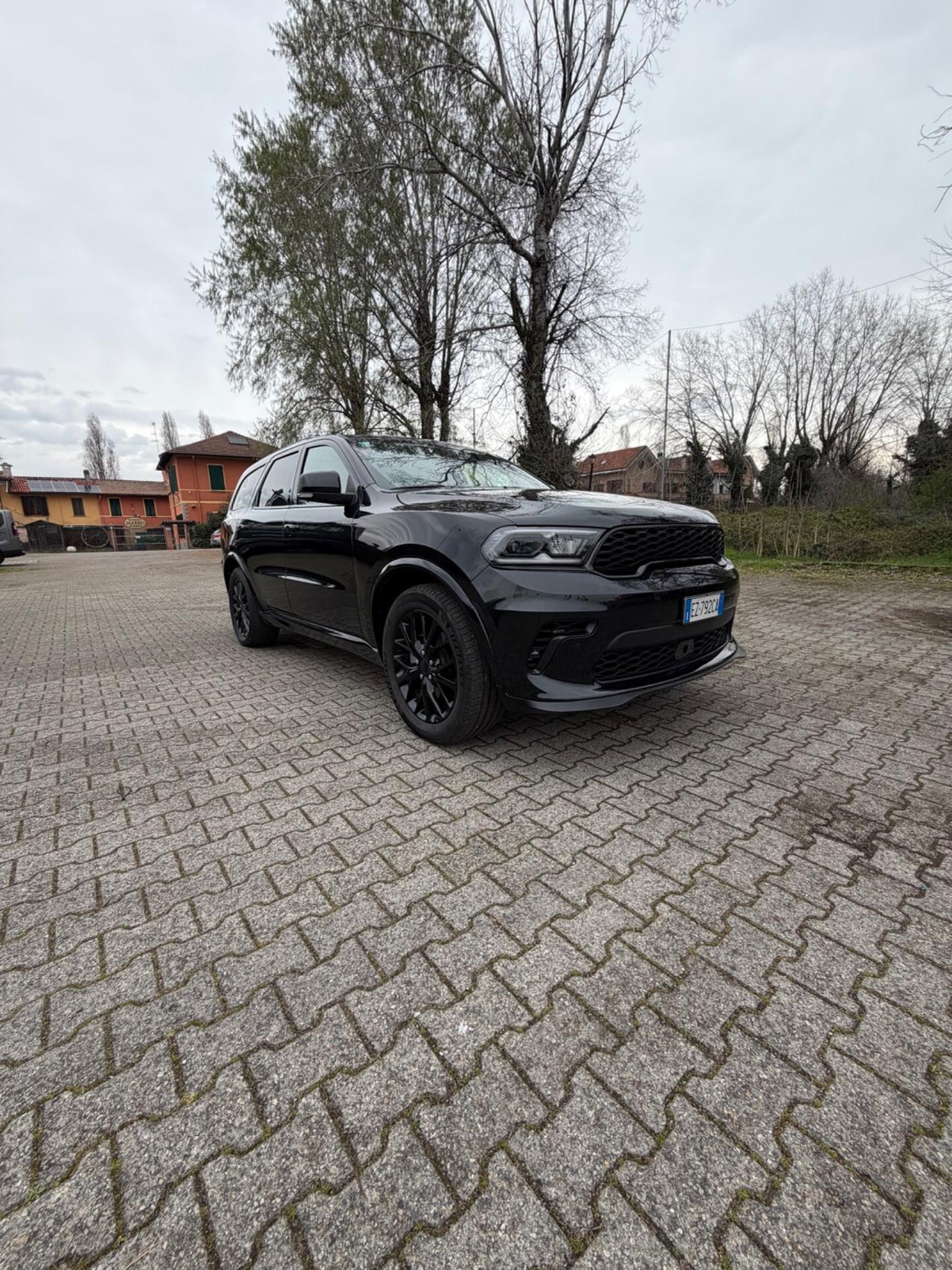 Dodge Durango SXT plus Widebody SRT