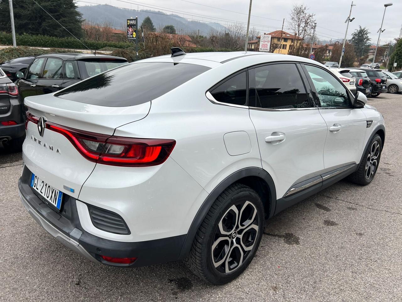 Renault Arkana 2022 1.6 E-Tech full hybrid Intens *67000KM