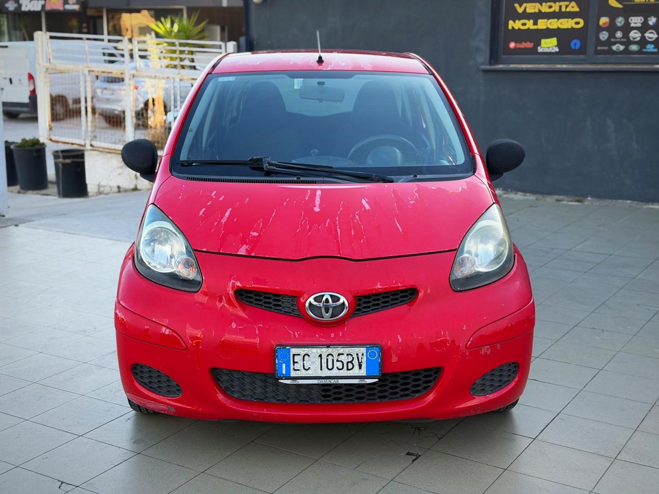 Toyota Aygo 1.0 12V VVT-i 5 porte Garanzia 12 Mesi