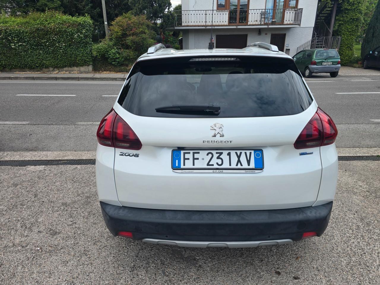 Peugeot 2008 PureTech Turbo 110 S&S Allure