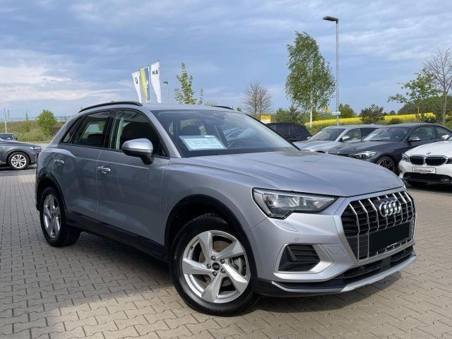 AUDI Q3 35 TFSI S tronic Business Advanced