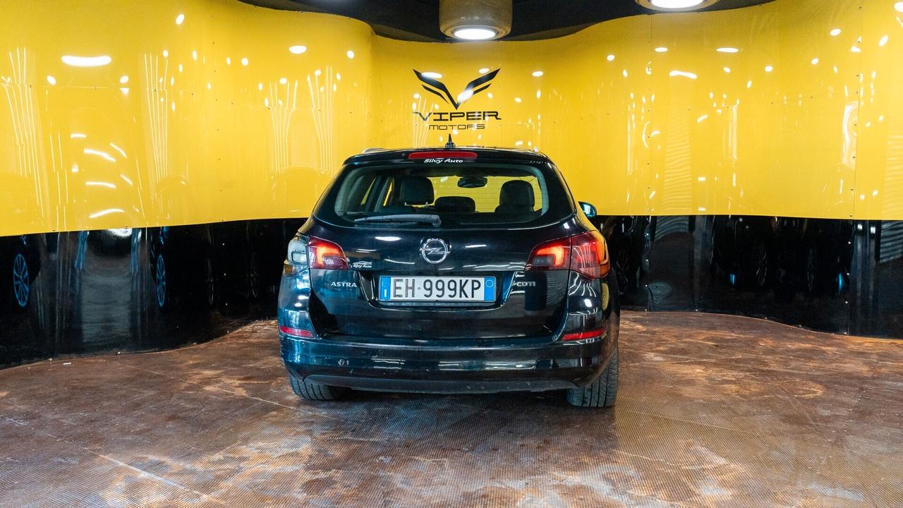 Opel Astra 1.7 CDTI 125CV Sports Tourer Cosmo PERMUTA