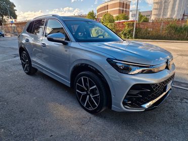 Volkswagen Tiguan 2.0 TDI 193 CV DSG 4MOTION R-Line