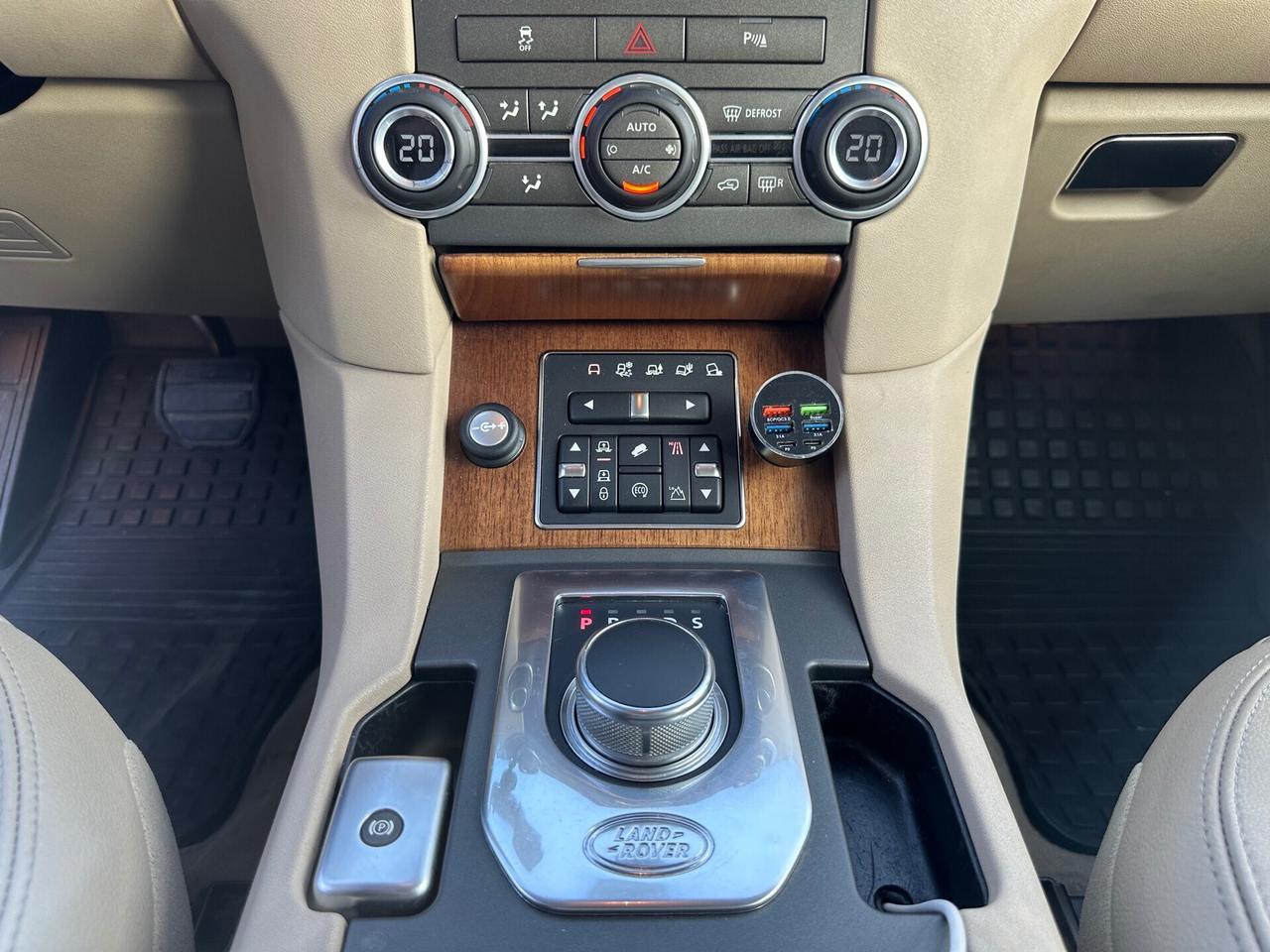 Land Rover Discovery 3.0 SDV6 249CV HSE Service Ufficiali Land Rover 7 posti Permute Rate e Poss. Finanziamenti