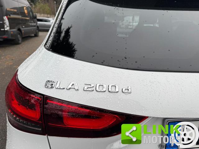 MERCEDES-BENZ GLA 200 d Automatic 4Matic Premium amg line