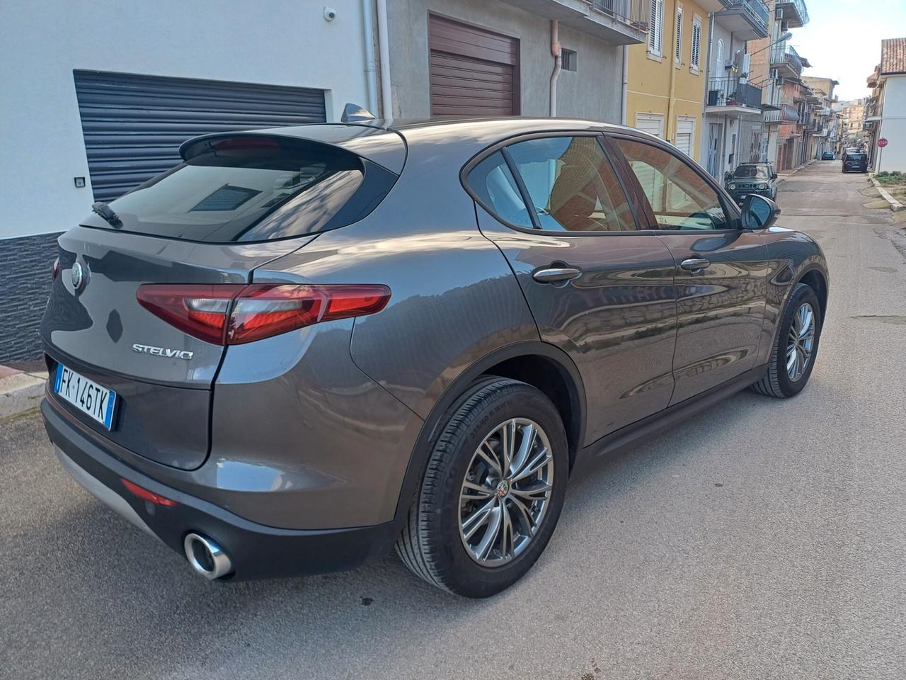 Alfa Romeo Stelvio 2.2 Turbodiesel 210 CV AT8 Q4 Executive