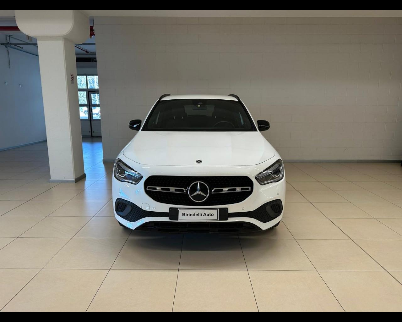 Mercedes-Benz GLA (H247) - GLA 180 Automatic Sport
