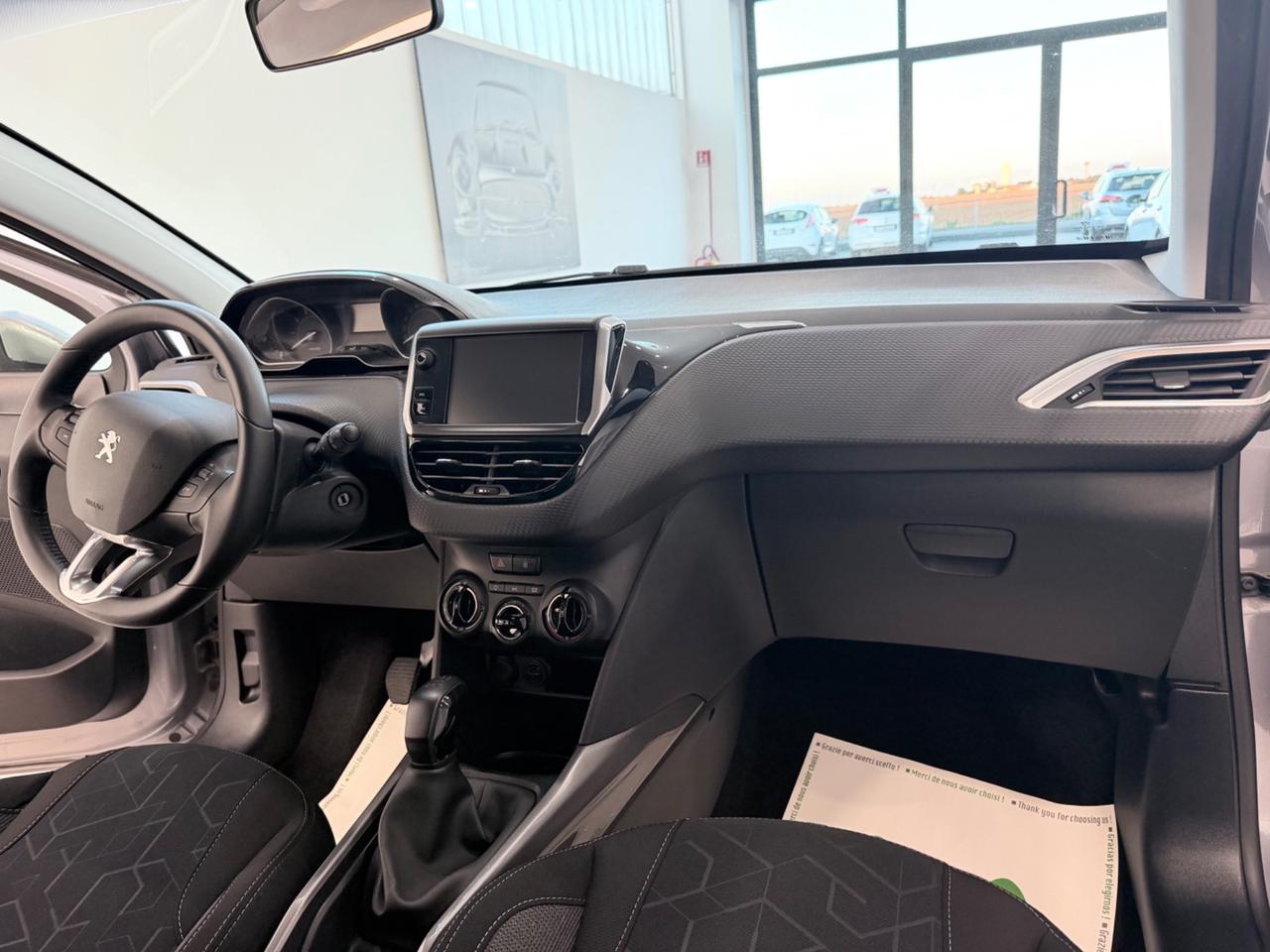 Peugeot 2008 PureTech 82 Allure