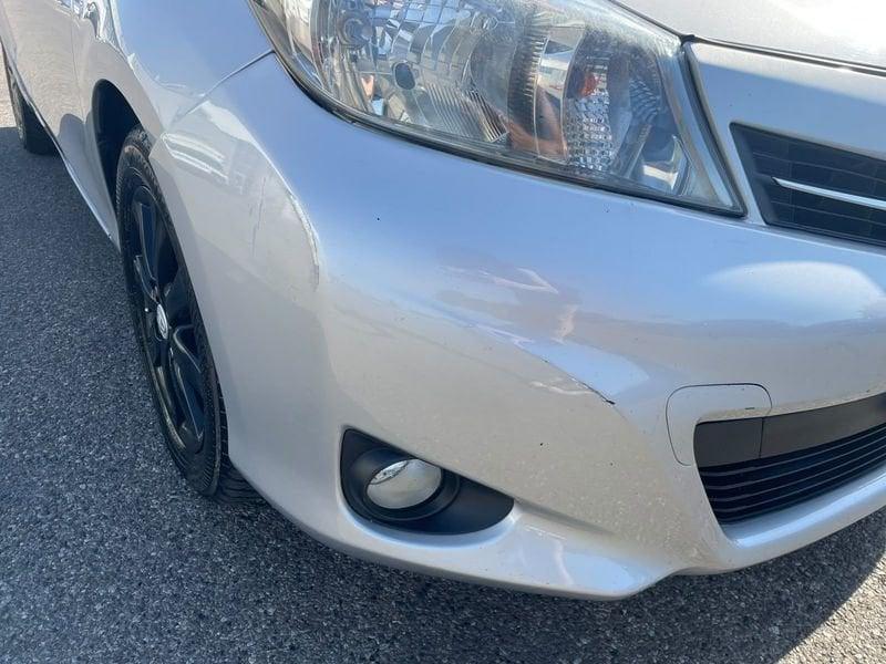 Toyota Yaris Yaris 5p 1.3 Lounge s&s cvt