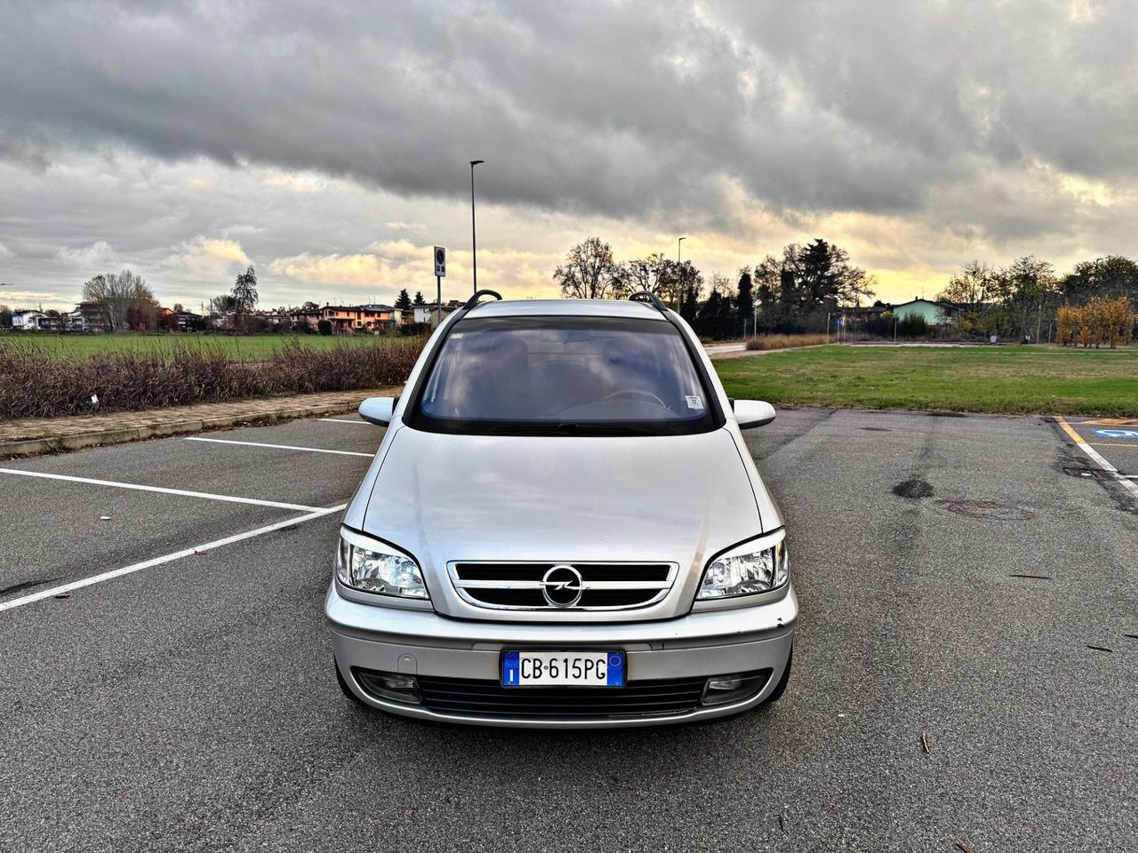 Opel Zafira 2.0 16V DTI cat Club