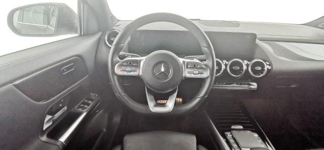 MERCEDES-BENZ GLA 200 d Automatic Premium