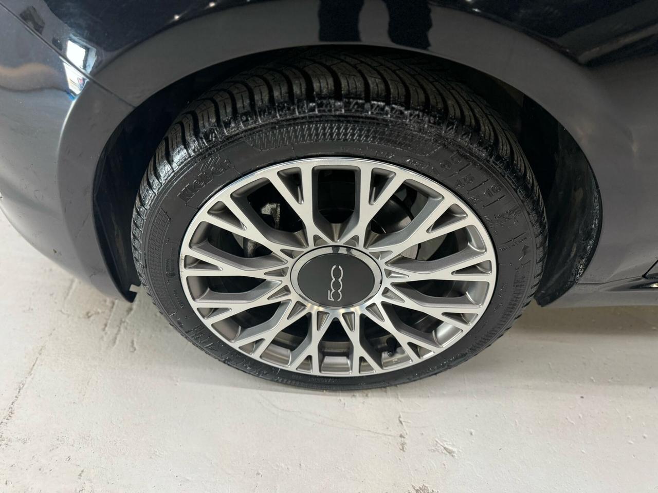 Fiat 500 DOLCEVITA NEOPATENTATI