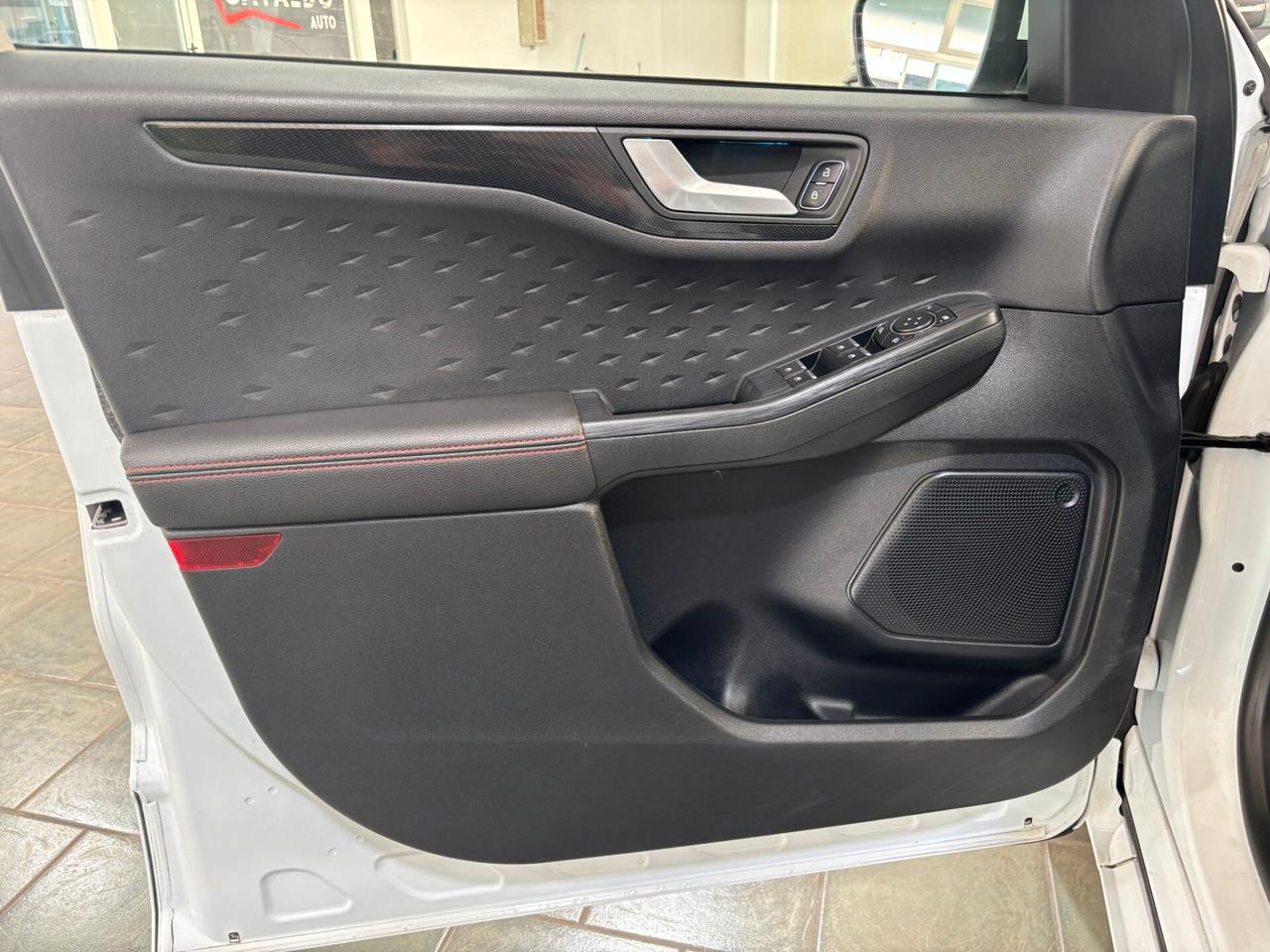 Ford Kuga 1.5 EcoBlue 120 CV 2WD ST-Line