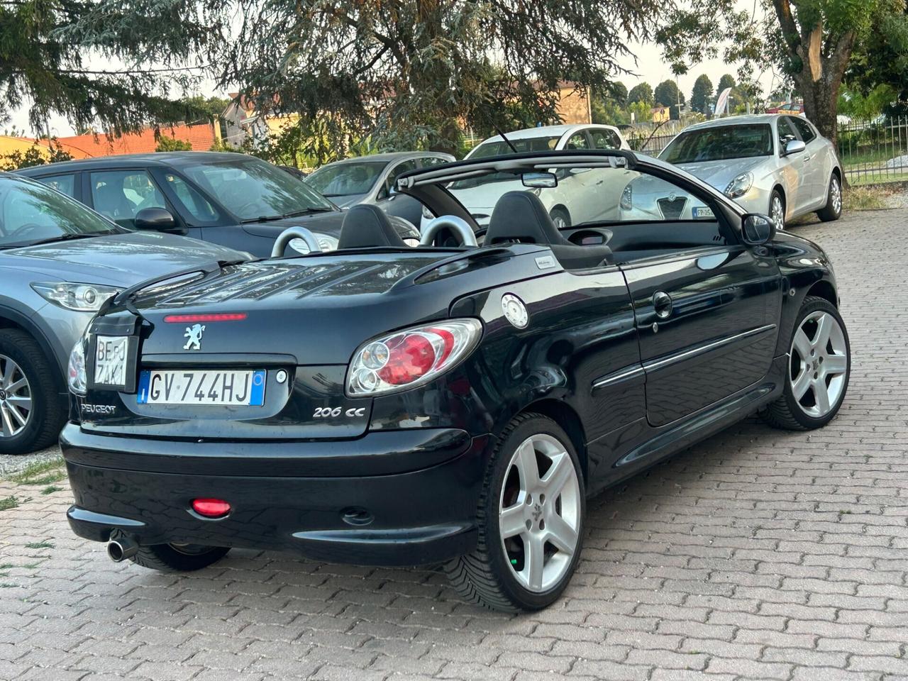 Peugeot 206 1.6 16V CC RC Line