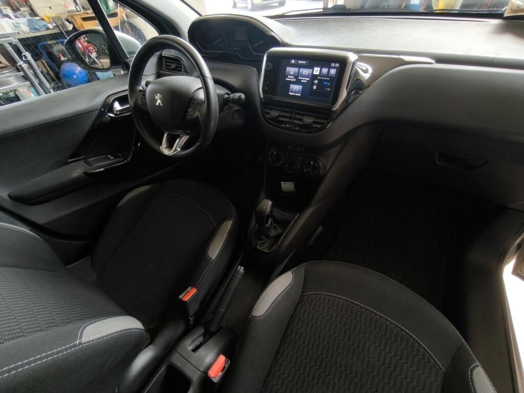 PEUGEOT 208 1,2 BENZ- KM 70000-UNIPROPRIETARIO-EURO 6
