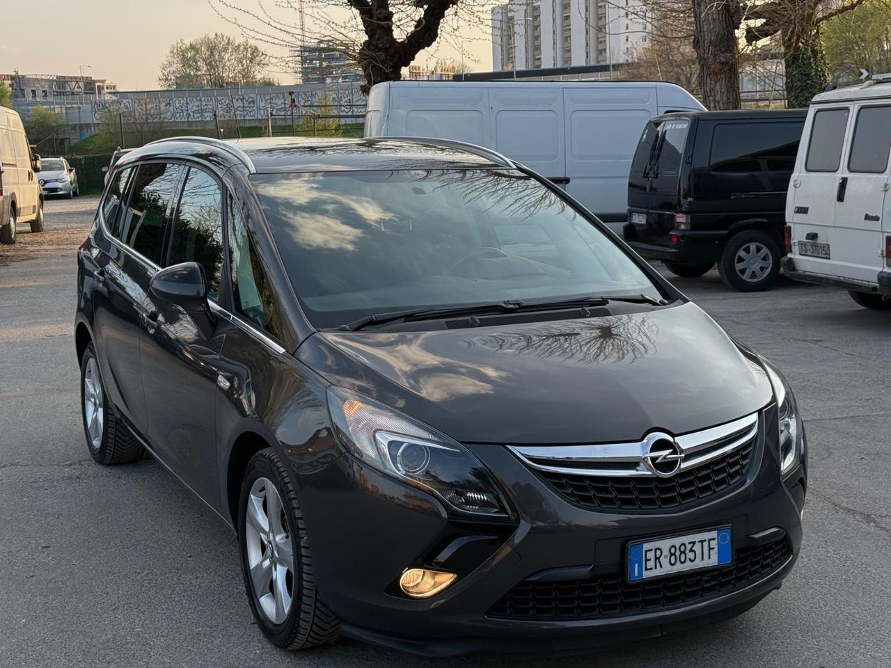Opel Zafira Tourer 1.4 Turbo 140CV GPL Cosmo
