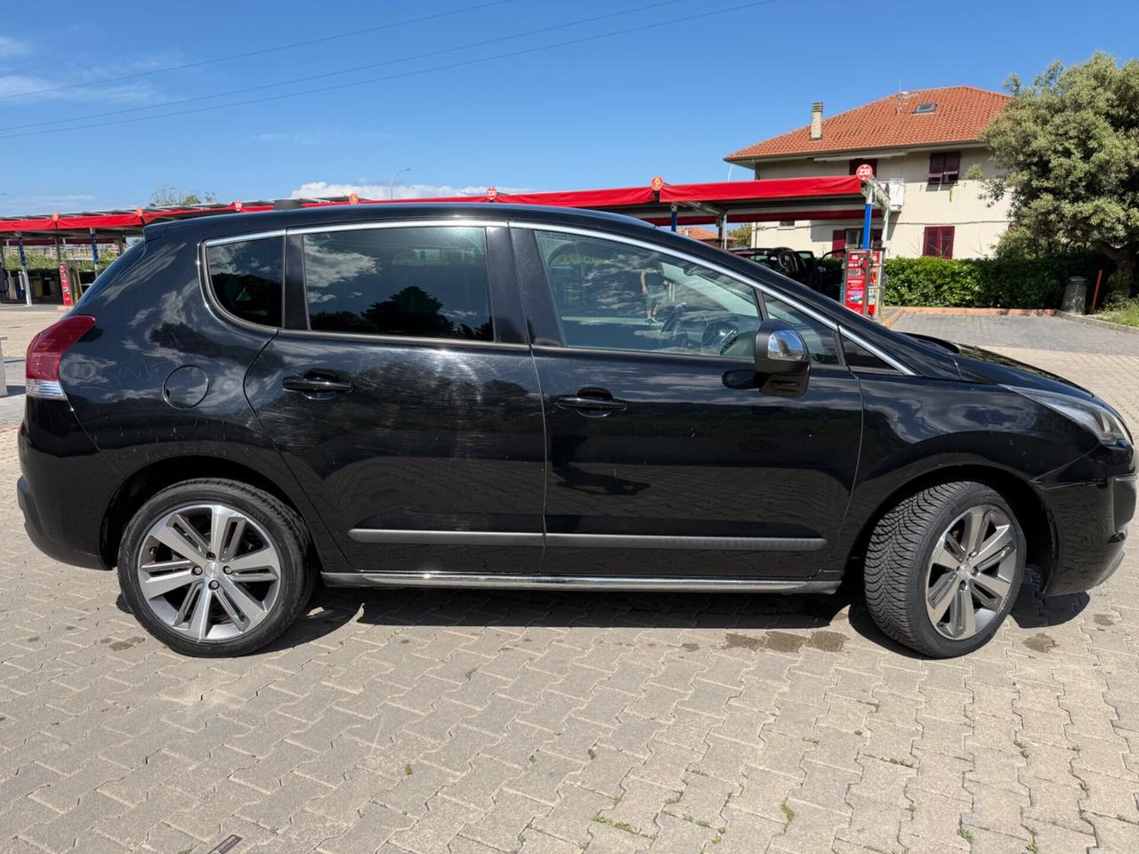 Peugeot 3008 1.6 HDi 115CV Allure