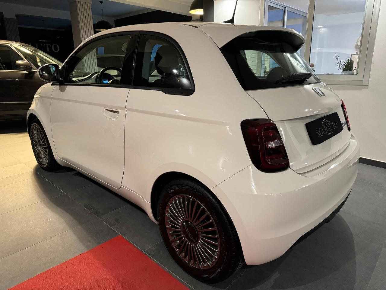 FIAT 500E 42 KWH 118CV ICON 2021