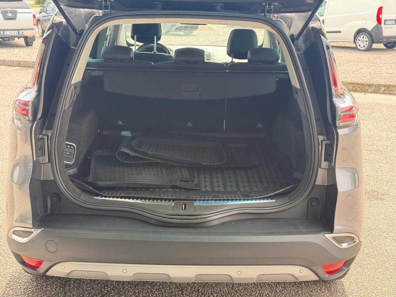 Renault Espace dCi 160CV EDC Energy Initiale Paris 4Control